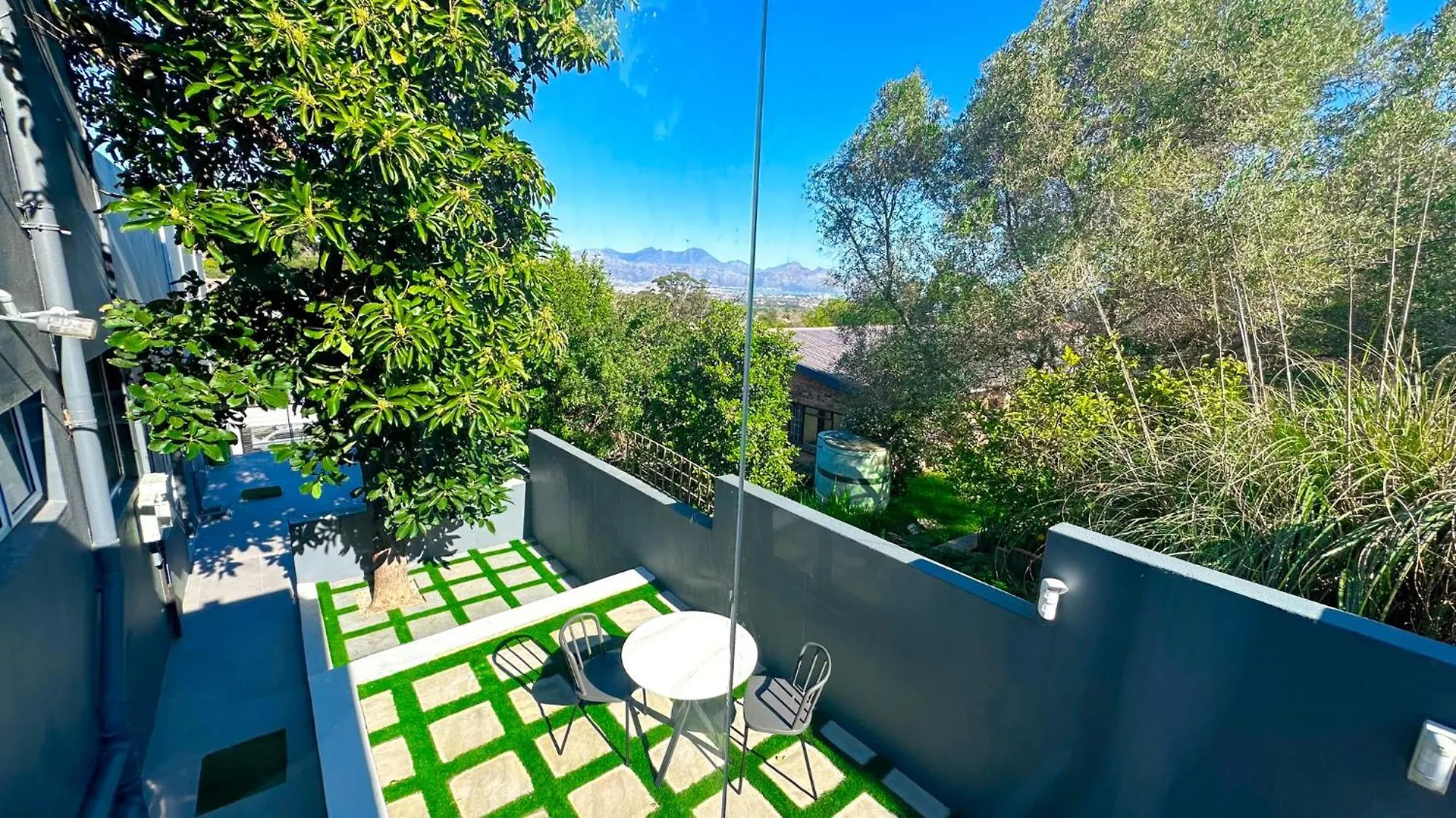 Daire Somerset-West Prime Spot- Solar Powered! Cape Town Güney Afrika